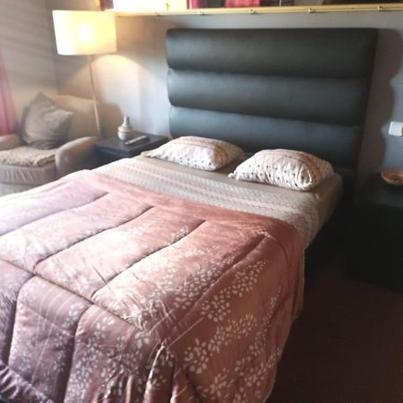 Coffee Cream Guest House Maia Bagian luar foto