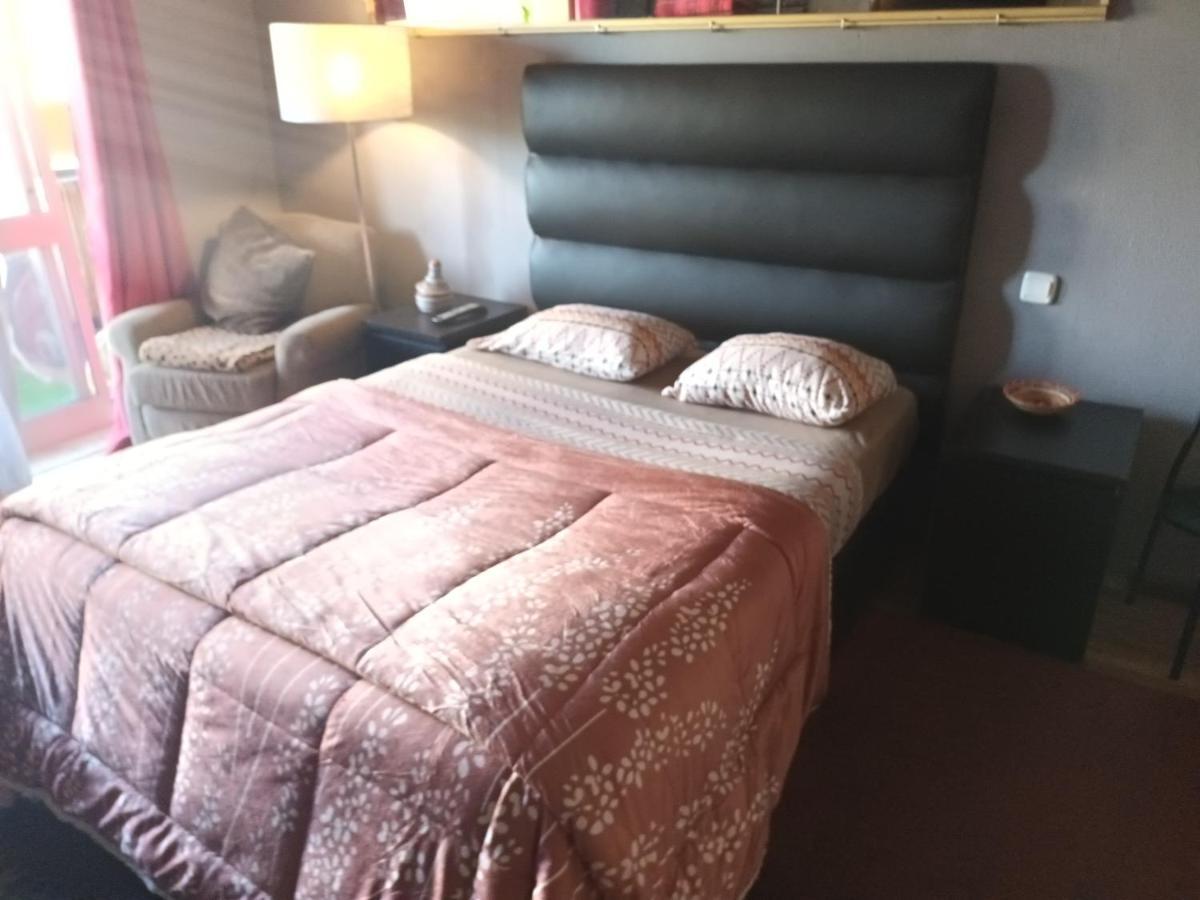 Coffee Cream Guest House Maia Bagian luar foto
